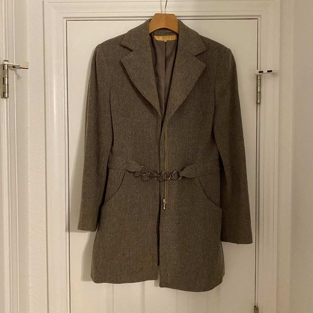 JoinUs Korean women wool vintage blazer (size 55)